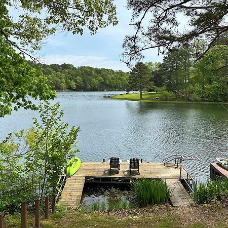 Renovated Lakefront Escape With Private Dock And Deck! Bella Vista Eksteriør bilde